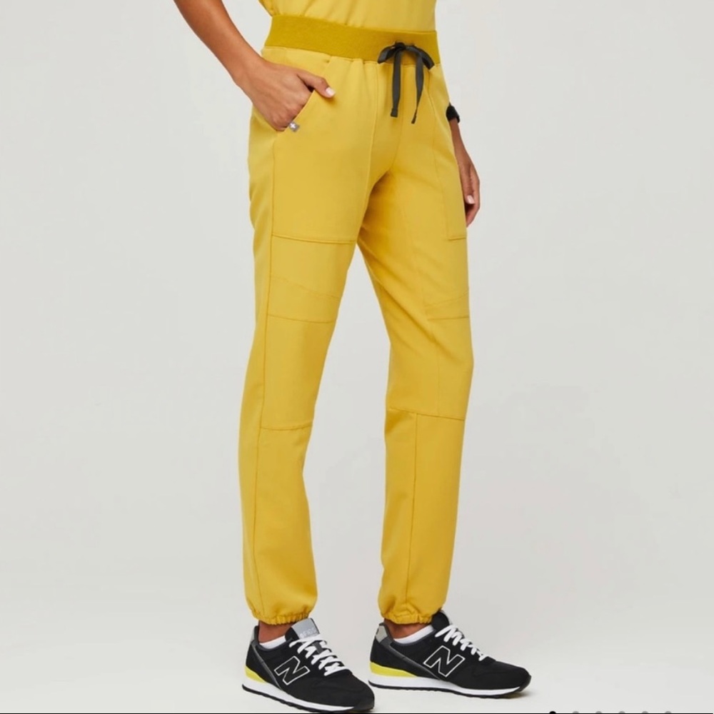 Figs Gold Joggers Small